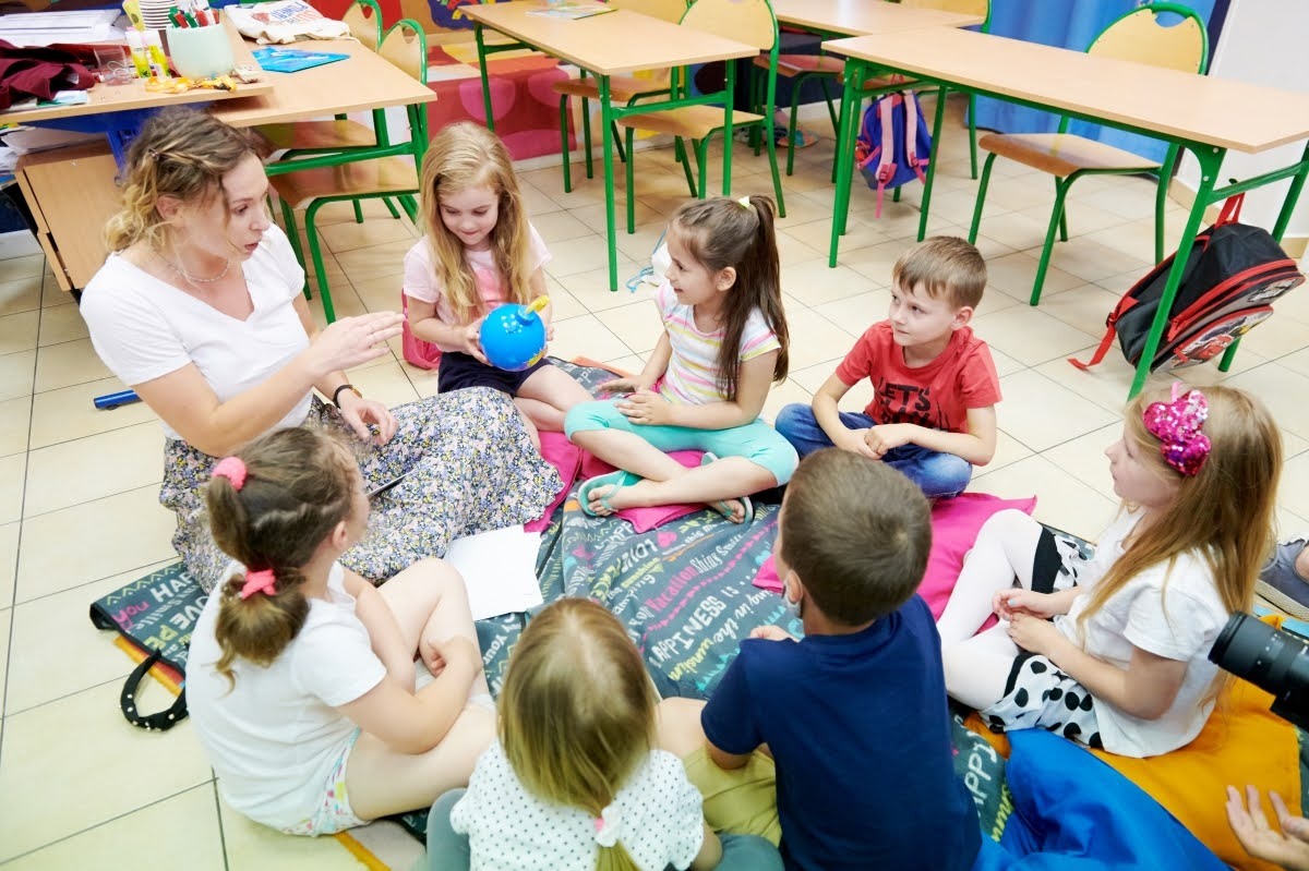 Hospitacja koleżeńska na lekcji może przynieść wiele dobrego obu nauczycielom.