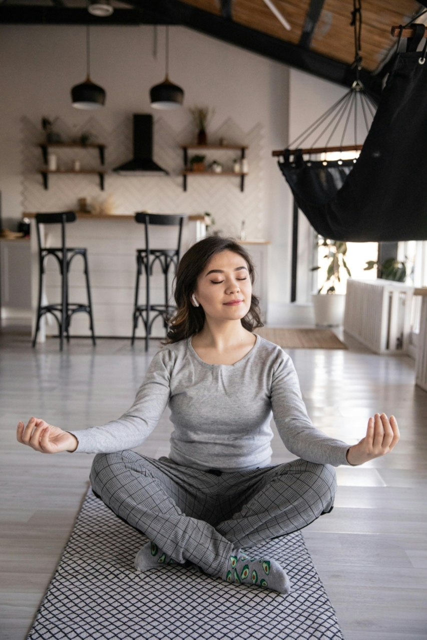mindfulness uwaznosc medytacje dla nauczycieli wygodna pozycja i miejsce do medytacji